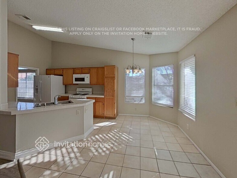 Building Photo - 111 Gainsway W Dr