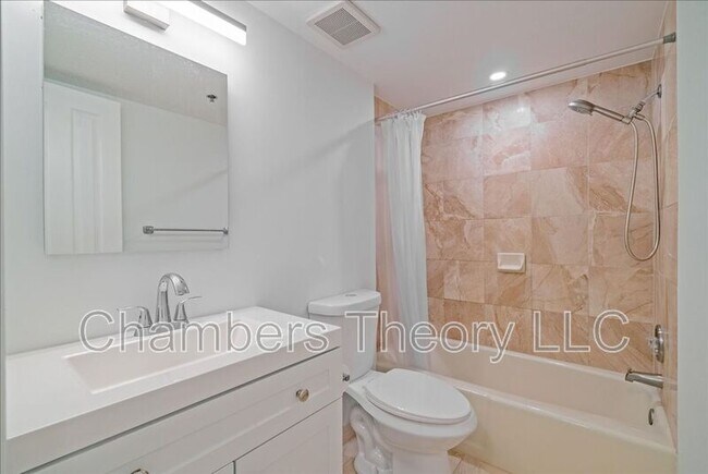 Building Photo - 601 Pennsylvania Ave NW