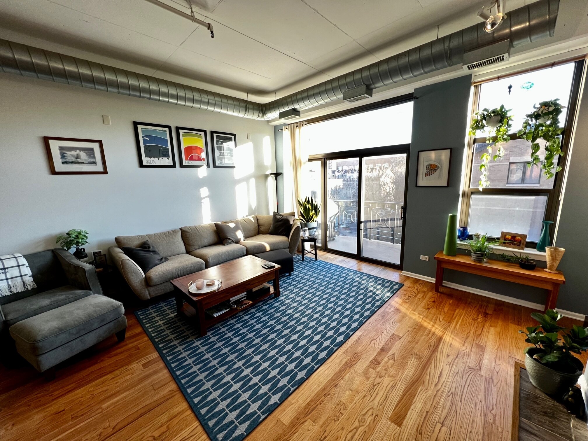 Building Photo - 1301 W Madison St