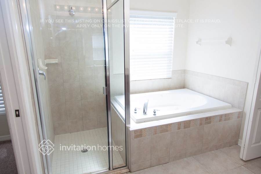 Building Photo - 11152 Oyster Bay Cir