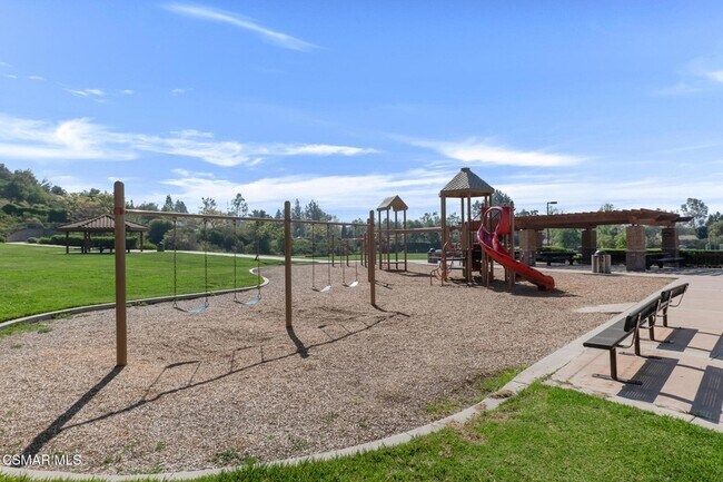 Building Photo - 6320 Ballantine Pl