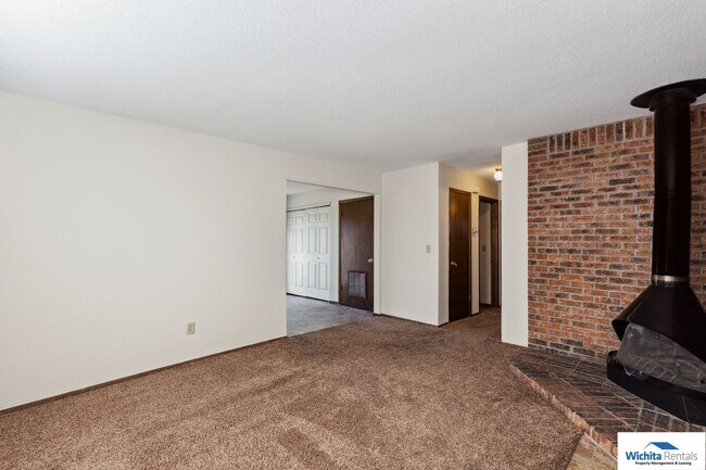 Building Photo - 1713 N Arkansas Ave