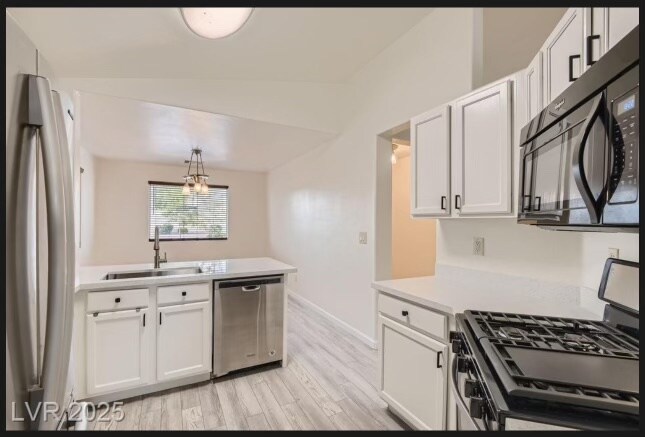 Building Photo - 10354 Spider Rock Ave