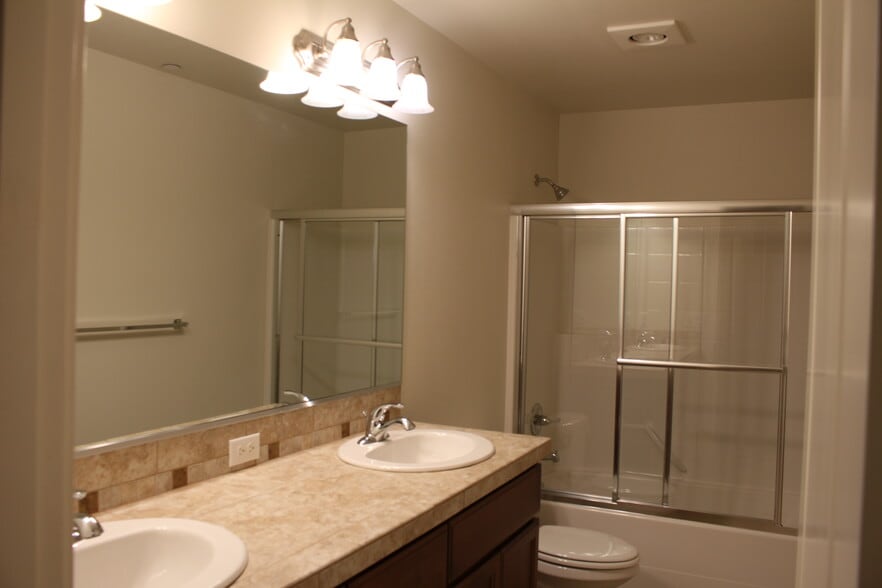 Building Photo - 17312 122nd Ave NE