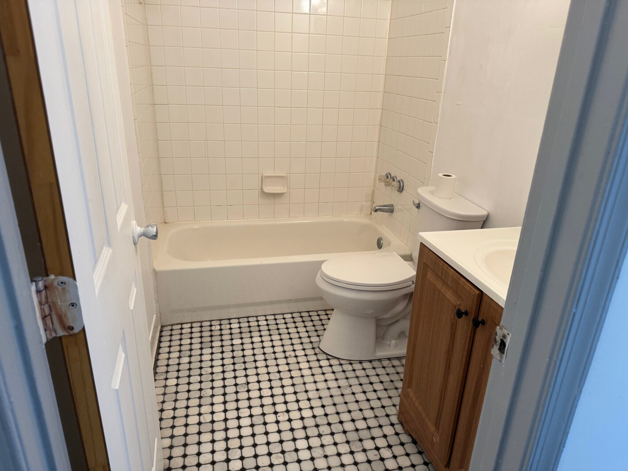 Building Photo - 509 Mosher St