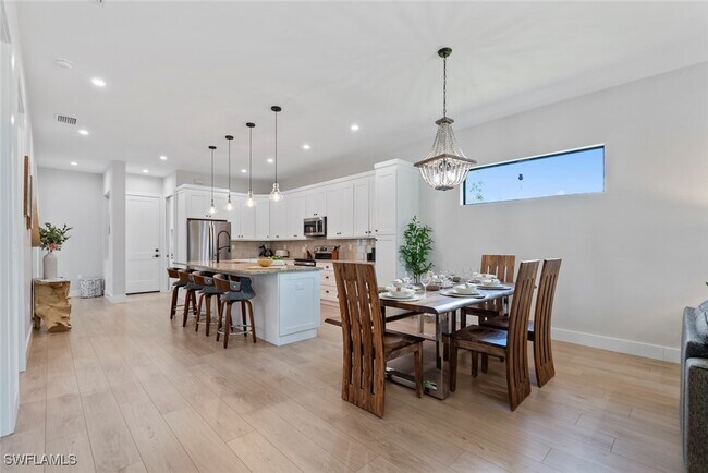 Building Photo - 3552 Hibiscus Ave