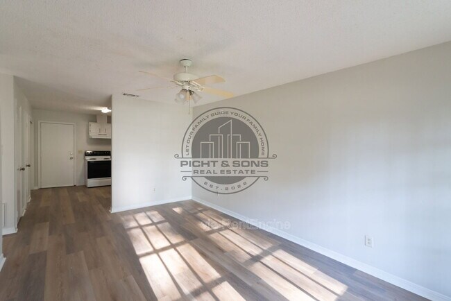 Building Photo - 3216 Jim Lee Rd