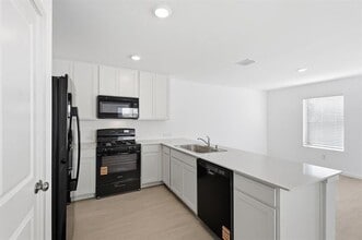 Building Photo - 12196 Steeplechase Dr