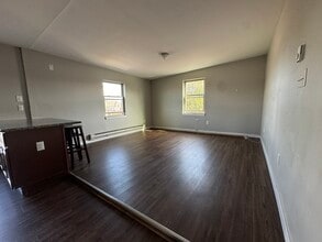 Building Photo - 4929 N 6th St