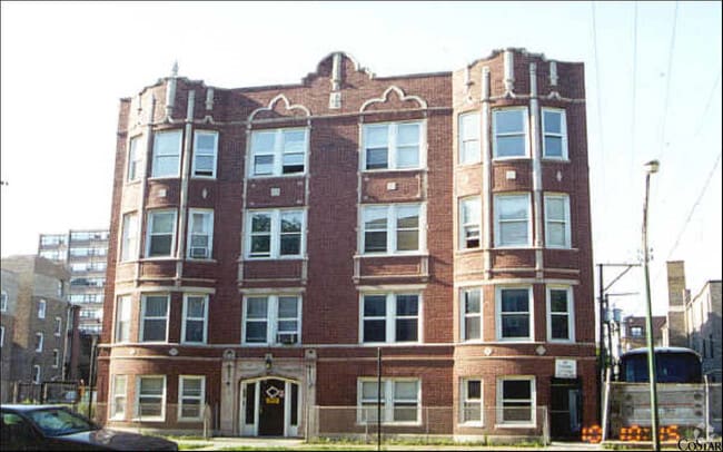 925 E 46th St - 925 East 46th Street