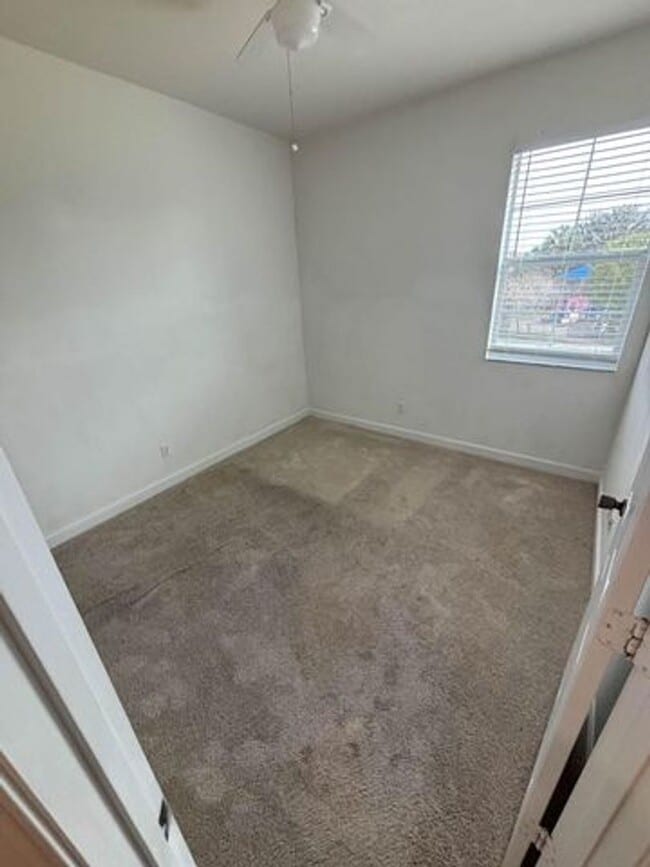 Building Photo - 4323 BRAXTON AVE