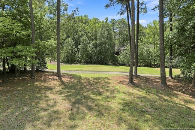 Building Photo - 709 Essex Ct