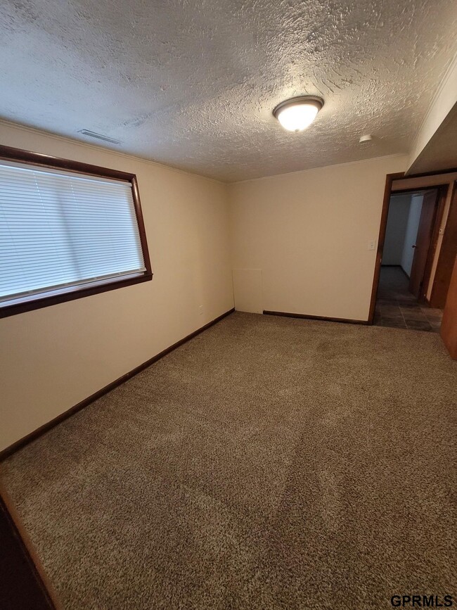 Building Photo - 908 Harrington Ave