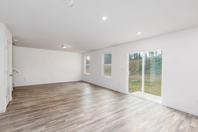 Building Photo - New Construction 3 BR Home in Moody