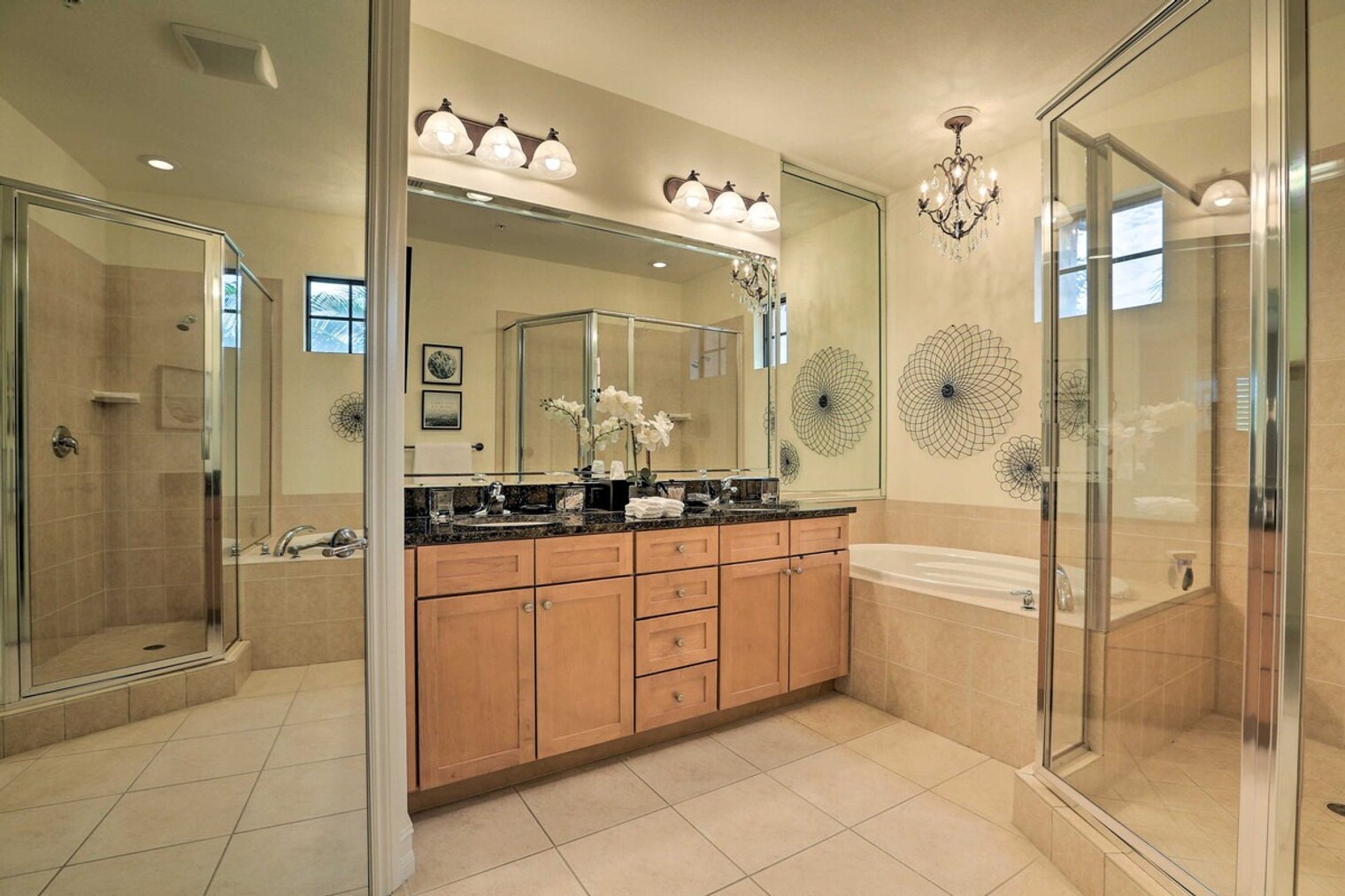 Building Photo - 9159 Delano St