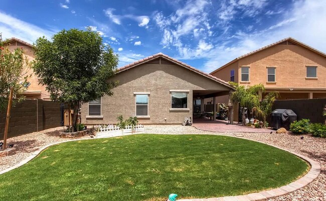 Building Photo - 3581 E Desert Moon Trl