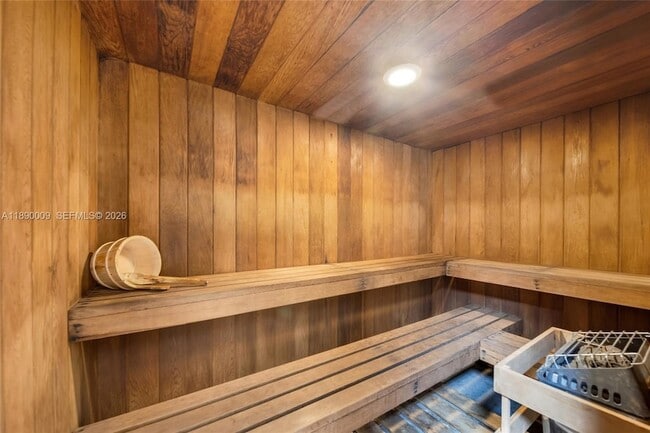 Building Photo - 4280 Galt Ocean Dr