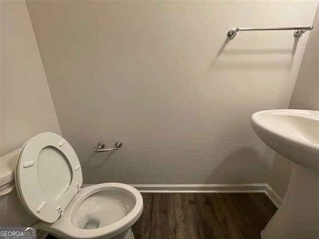 Building Photo - 1809 Parkades Path