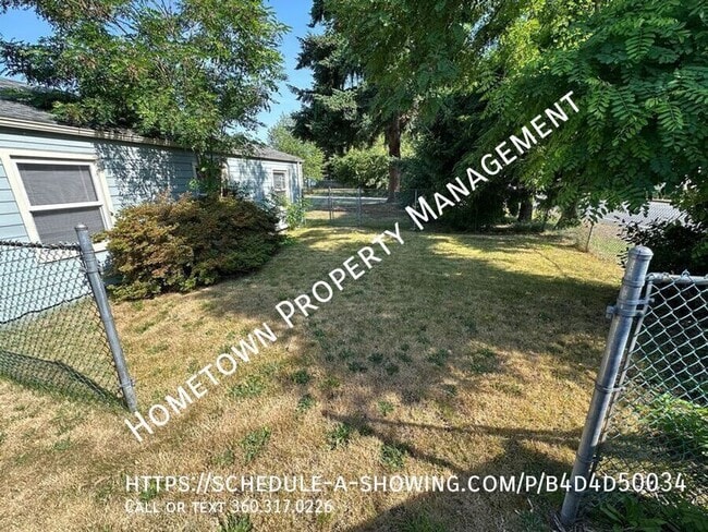 Building Photo - 4325 14th Way SE