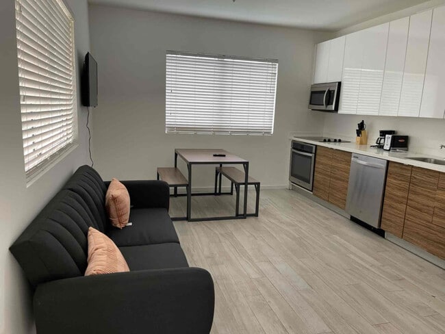 Building Photo - 1500 Meridian Ave