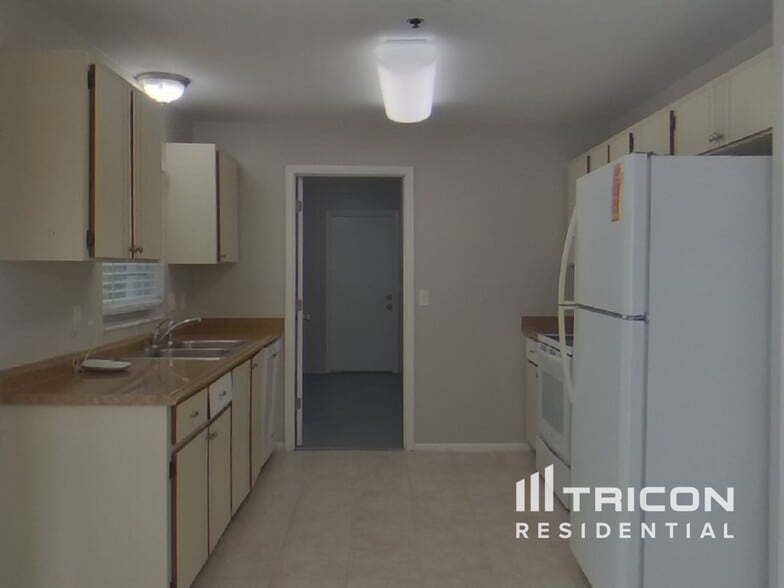 Building Photo - 191 Citation Ave