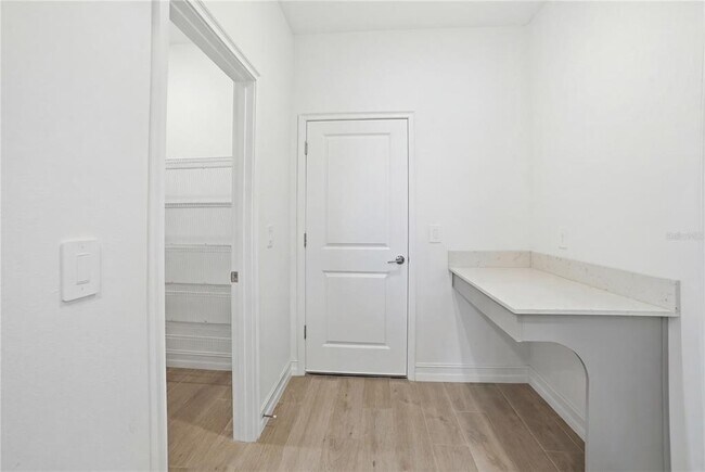 Building Photo - 11534 72nd Pl E