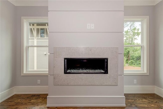 Building Photo - 3561 Blair Cir NE