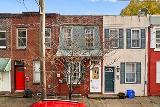 Building Photo - 3229 Almond St