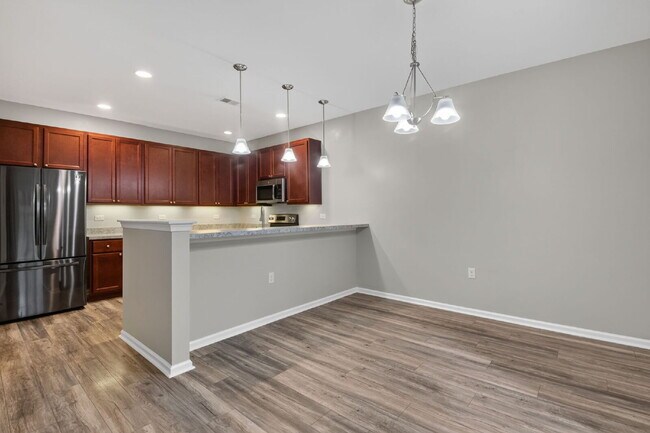 Building Photo - Beautiful Crofton at Spence Crossing Townhome/Condo | 3 BR | 2.5 BA | 1,867 Sq. Ft.