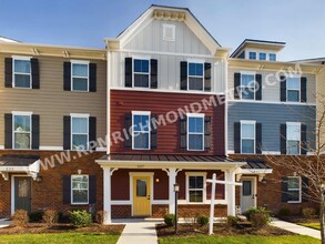 Building Photo - 537 Crofton Village Terrace