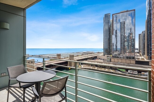 Building Photo - 445 E North Water St