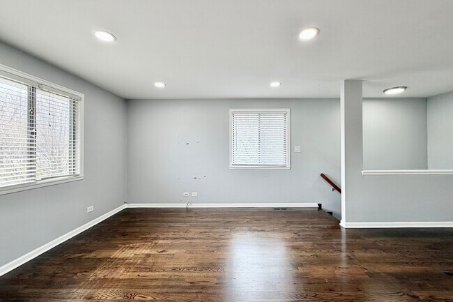 Building Photo - 1346 Forestdale Ct