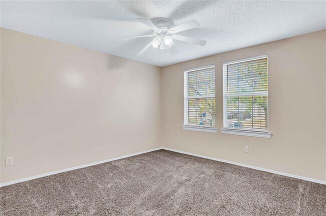 Building Photo - 1007 Lowndes Ln