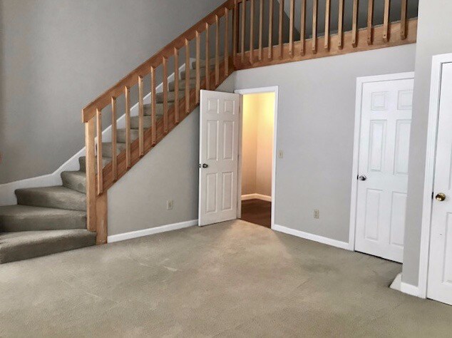 Building Photo - 7 Burberry Ct