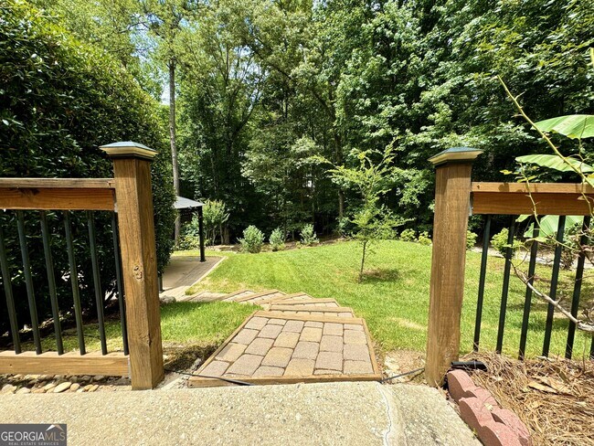 Building Photo - 155 Autumn Moon Trail