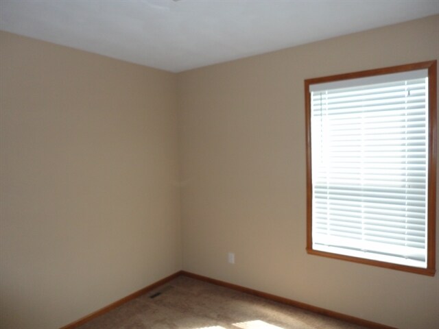 Building Photo - 5498 Bastian Blvd