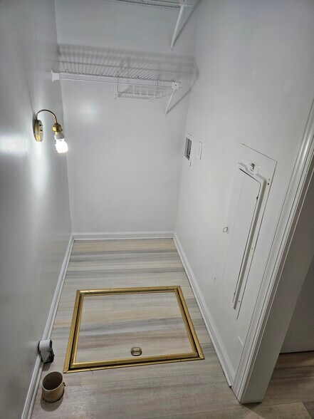 Building Photo - 2846 Walton Way