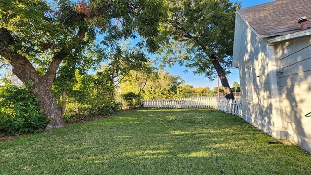 Building Photo - 145 N Kealy Ave