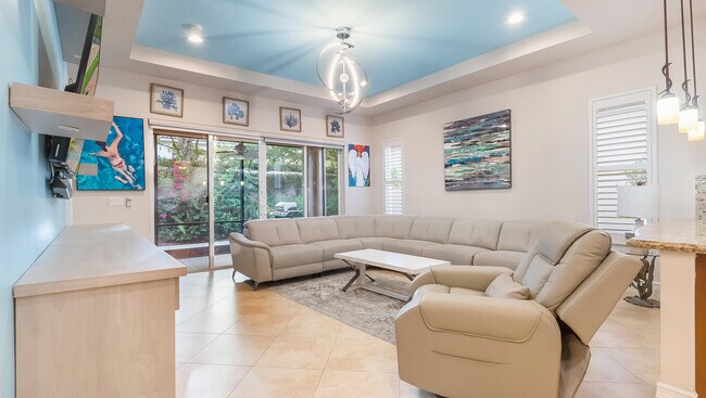 Building Photo - 14794 Rapolla Dr
