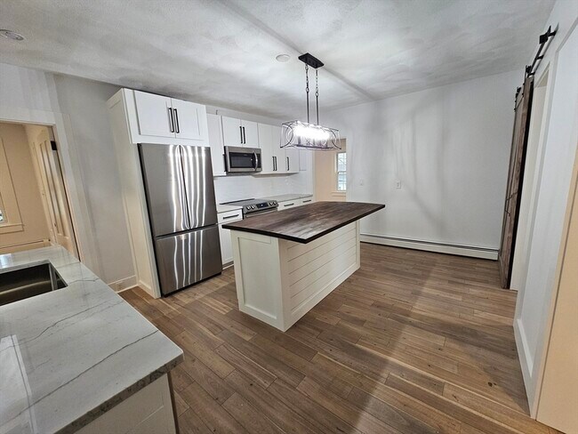 Building Photo - 23 Ingalls Terrace