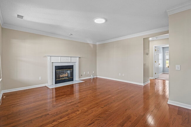 Building Photo - 118 Saddle Chase Ln