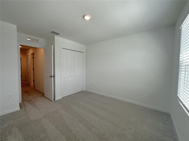 Building Photo - 28521 SWEET MEADOW Dr