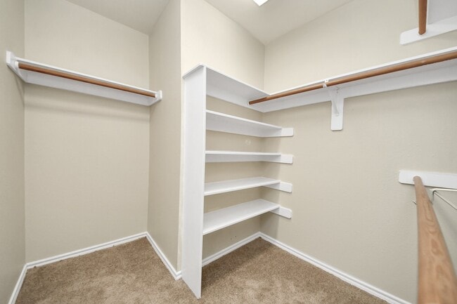 Building Photo - 6019 Pennworth Ln