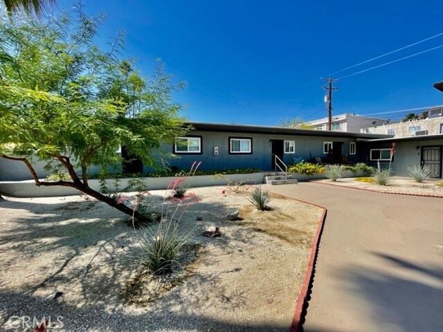 Building Photo - 36947 Melrose Dr