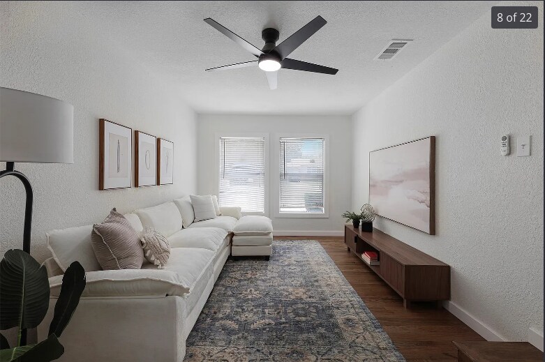 Building Photo - 10913 Joaquin Dr