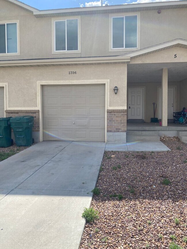 Primary Photo - 1385 S 675 E