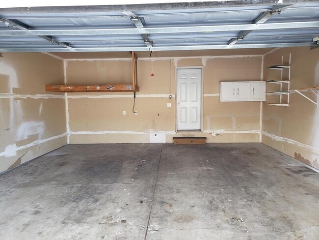 Building Photo - 10515 64th Ln NE