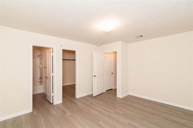 Building Photo - 5307 Rio Sabinas St