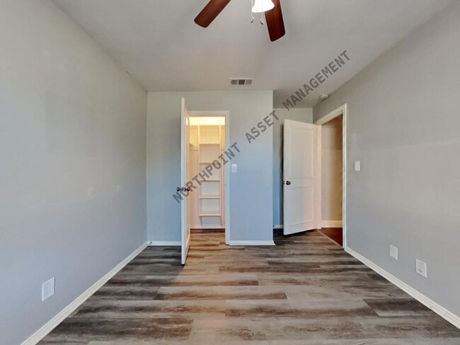 Building Photo - Newly Renovated Single Family Home | 4 BR/2BA | Fenced Backyard