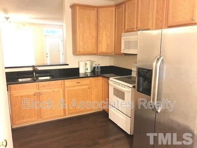 Building Photo - 5504 Bradford Pear Ct